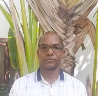 Mr. Elias Kimaru, Executive Director of Ecolive